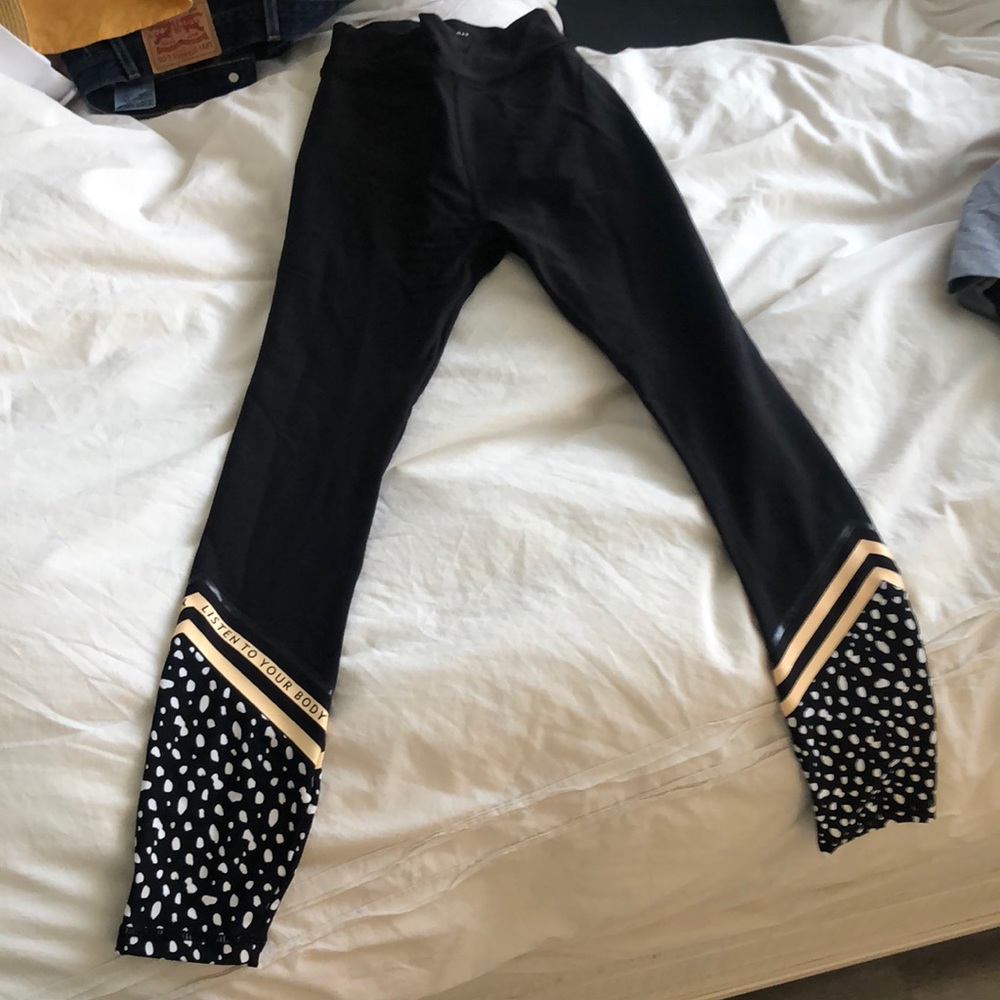 Australian brand work out pants
